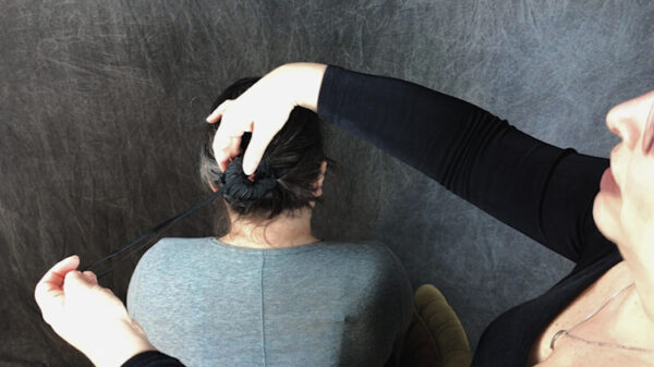 Hair Bondage: The Lark’s Head Bar Tie